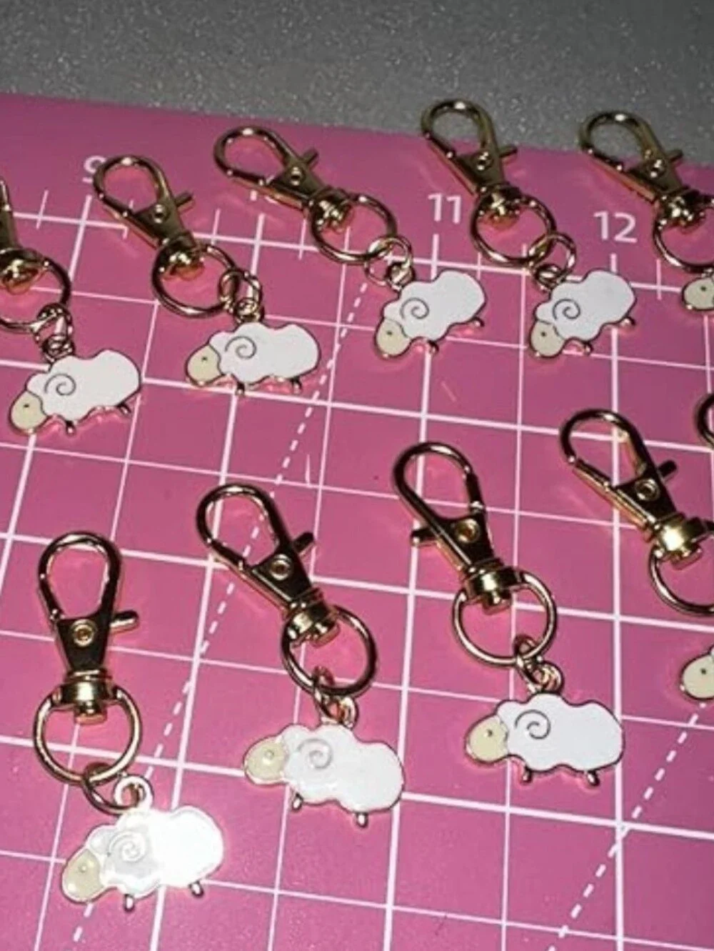 Lobster Claw Trigger (40 In Total 10 Of Each Color